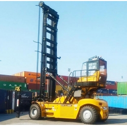 港口專用設(shè)備（正面吊、集卡、堆高機(jī)）系列電機(jī)